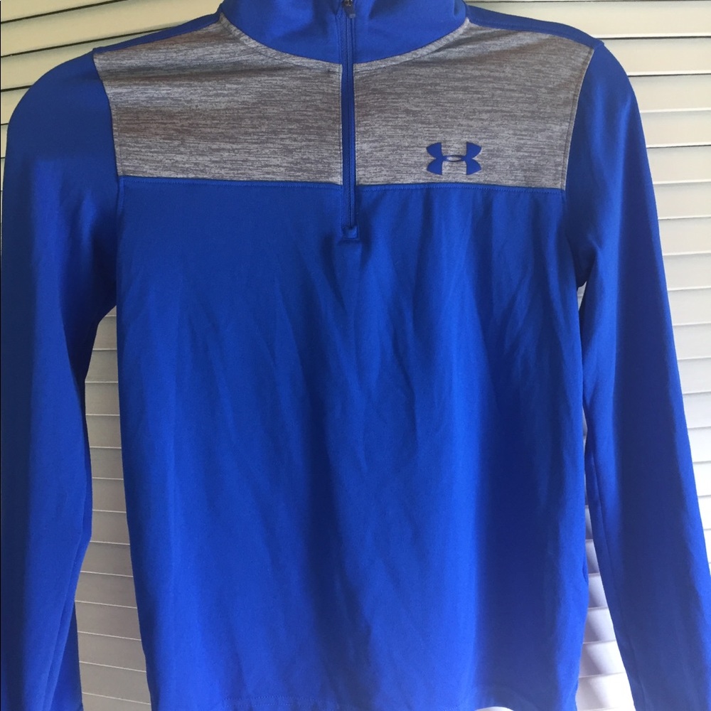 Under armour youth (M) boys half zip top